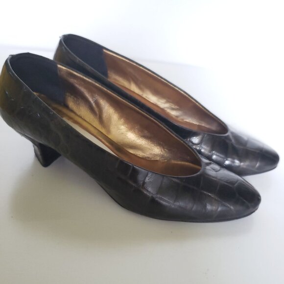 Joan & David Italian Black Croc Print Leather Pumps-Hand Made in Italy; size 7B - Picture 14 of 15